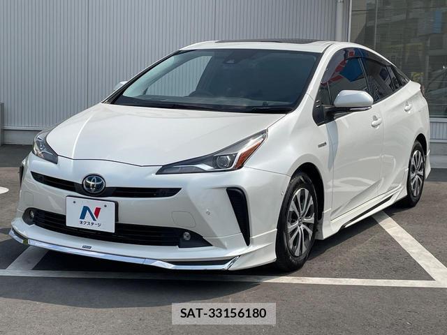 Toyota PRIUS 2019-06 8279266-15