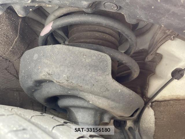 Toyota PRIUS 2019-06 8279266-19