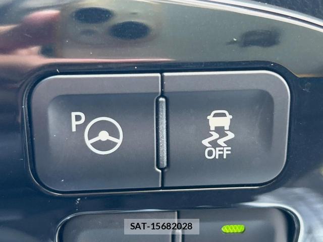 Toyota PRIUS 2018-11 8279324-7