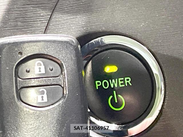 Toyota PRIUS 2011-10 8279379-8