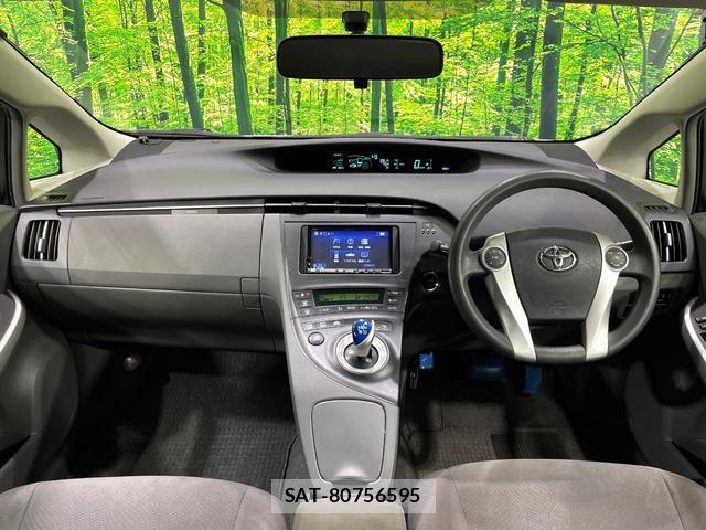 Toyota PRIUS 2010-02 8279405-1