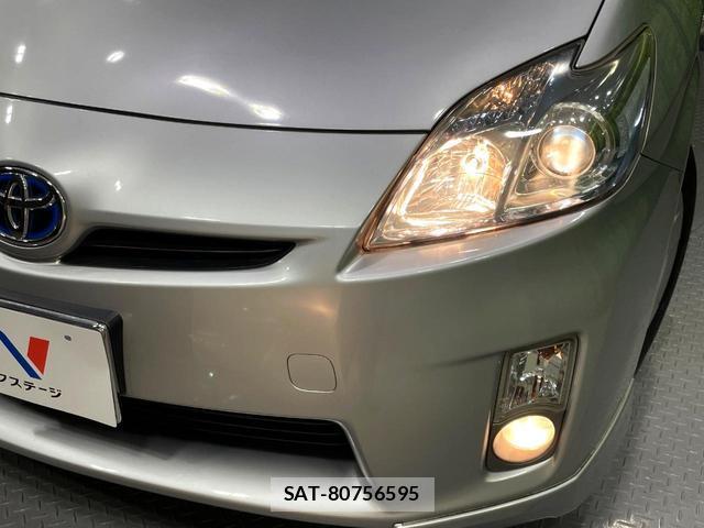 Toyota PRIUS 2010-02 8279405-13