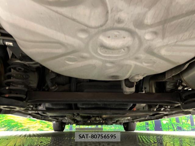 Toyota PRIUS 2010-02 8279405-19
