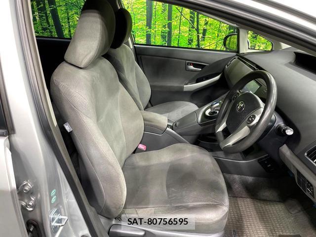 Toyota PRIUS 2010-02 8279405-9