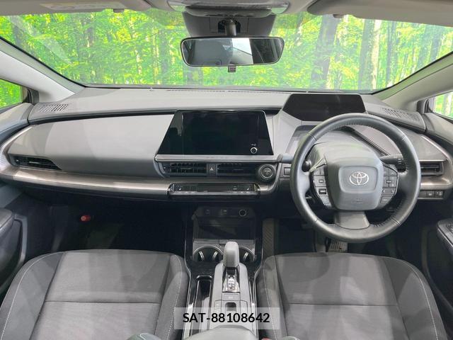 Toyota PRIUS 2023-03 8279457-1