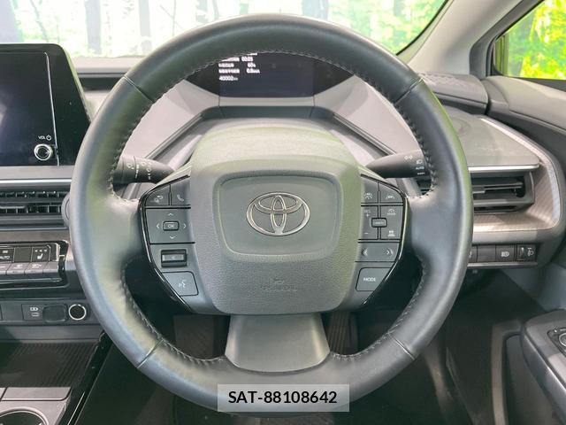 Toyota PRIUS 2023-03 8279457-10