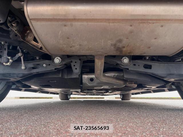 Toyota PRIUS 2021-06 8279495-18