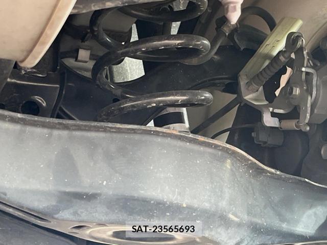 Toyota PRIUS 2021-06 8279495-19