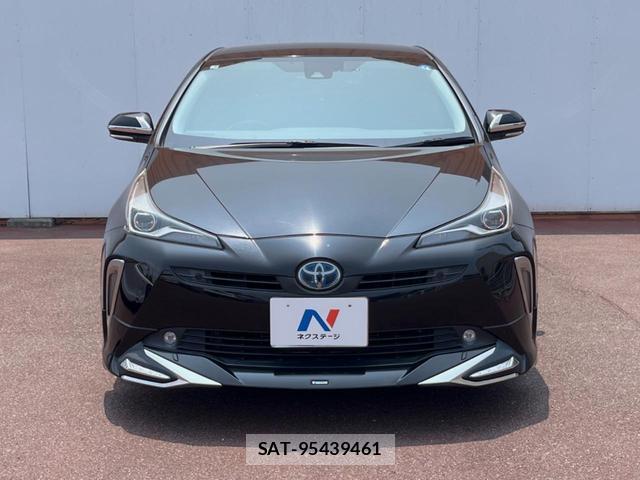 Toyota PRIUS 2019-04 8279500-13