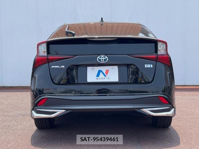 Toyota PRIUS 2019-04 8279500-14