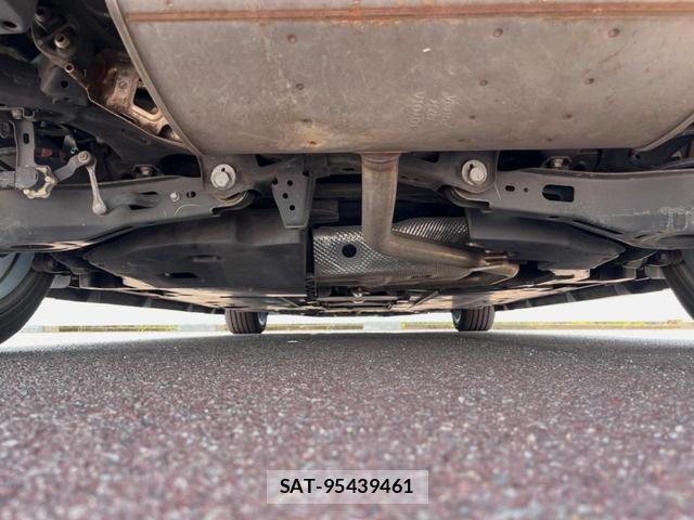 Toyota PRIUS 2019-04 8279500-18