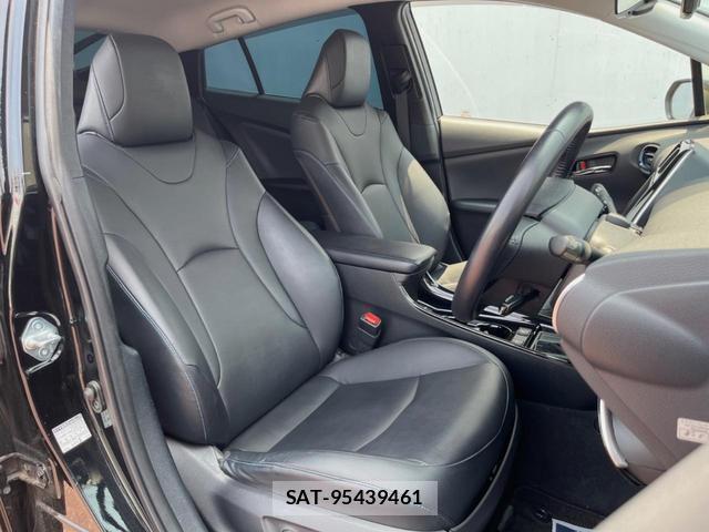 Toyota PRIUS 2019-04 8279500-7