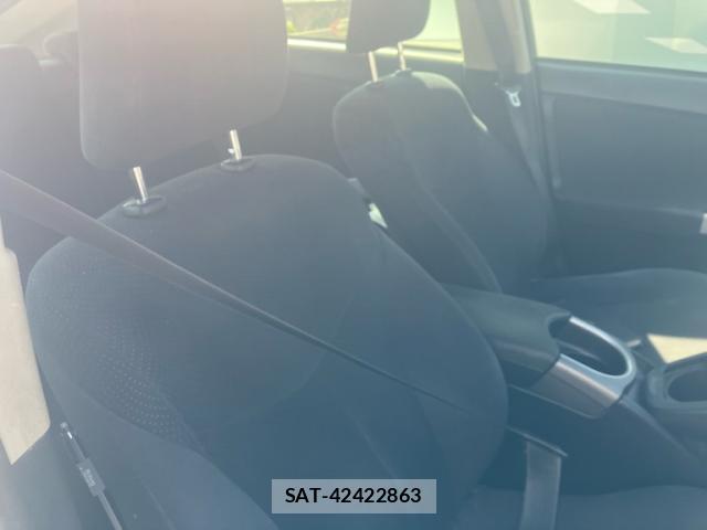 Toyota PRIUS 2015-06 8279502-11