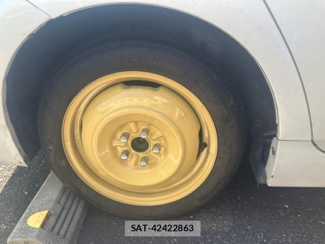 Toyota PRIUS 2015-06 8279502-4