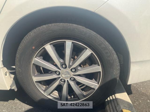 Toyota PRIUS 2015-06 8279502-5