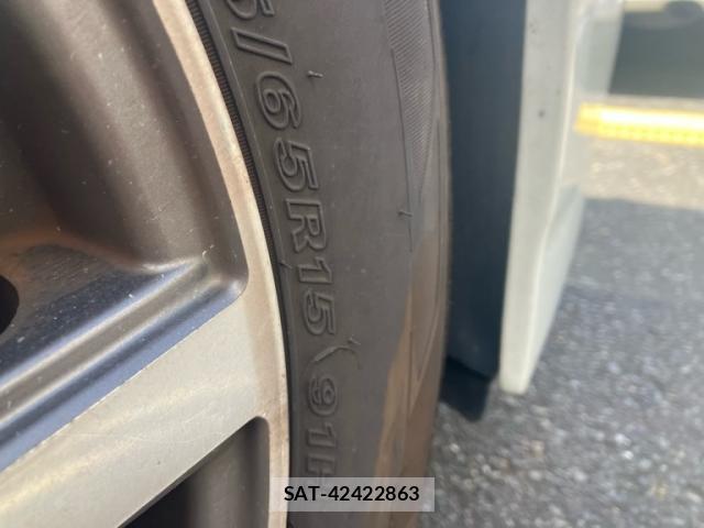 Toyota PRIUS 2015-06 8279502-7