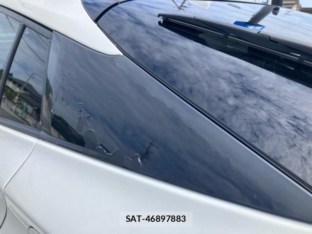 Toyota PRIUS 2017-08 8279508-6