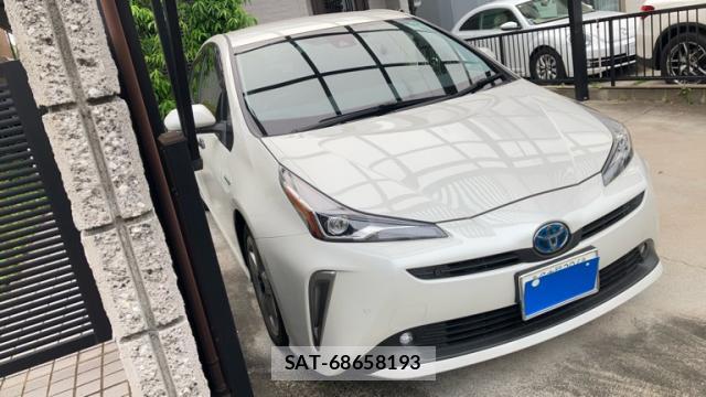 Toyota PRIUS 2019-12 8279533-1