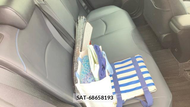 Toyota PRIUS 2019-12 8279533-10
