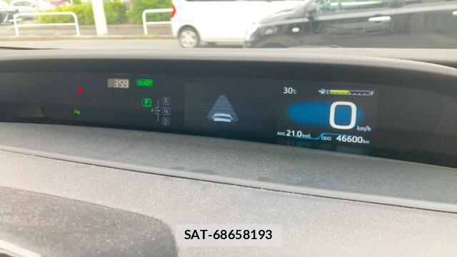 Toyota PRIUS 2019-12 8279533-15