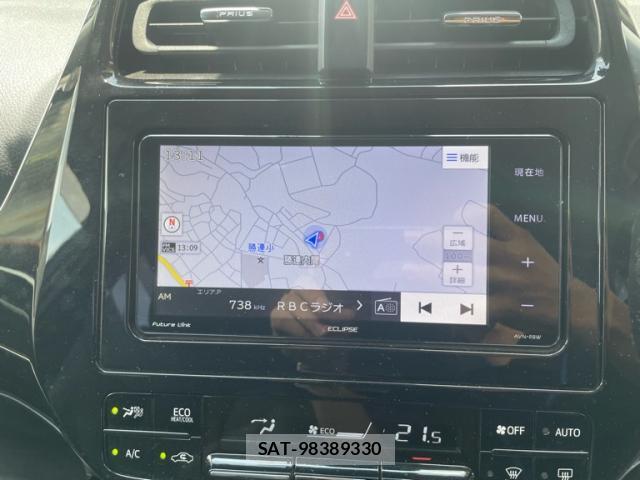 Toyota PRIUS 2018-06 8279542-18
