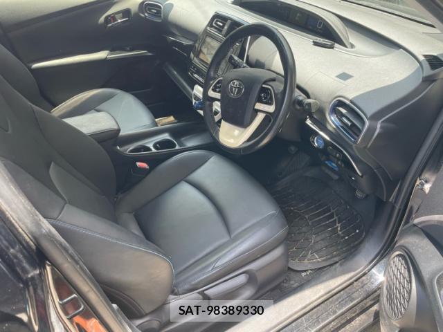 Toyota PRIUS 2018-06 8279542-7