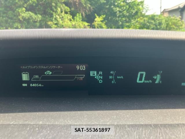 Toyota PRIUS 2013-05 8279633-14
