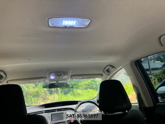 Toyota PRIUS 2013-05 8279633-9
