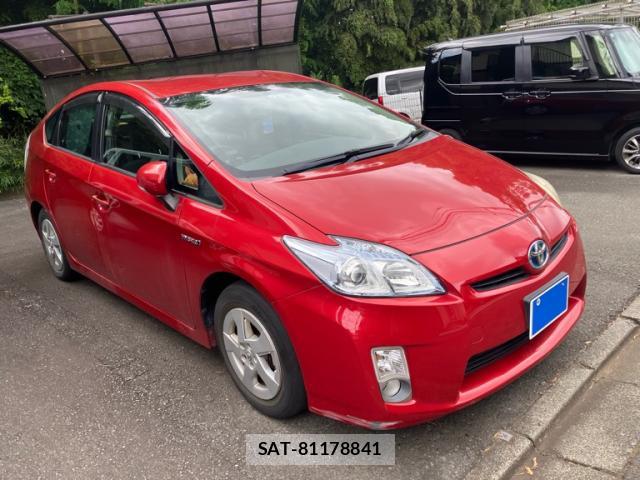 Toyota PRIUS 2011-02 8279669-2