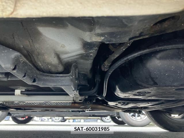 Toyota PRIUS 2014-11 8279684-4