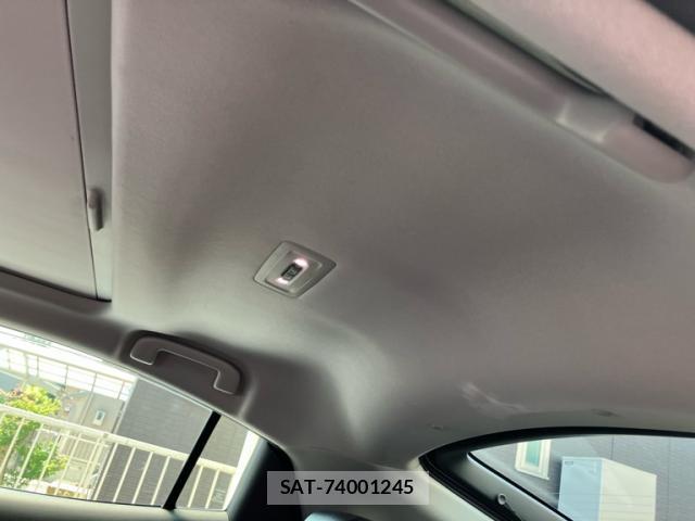 Toyota PRIUS 2023-05 8279690-15
