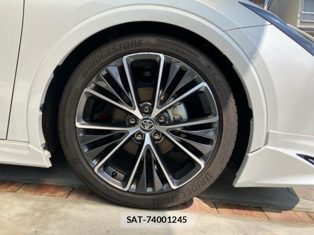 Toyota PRIUS 2023-05 8279690-3