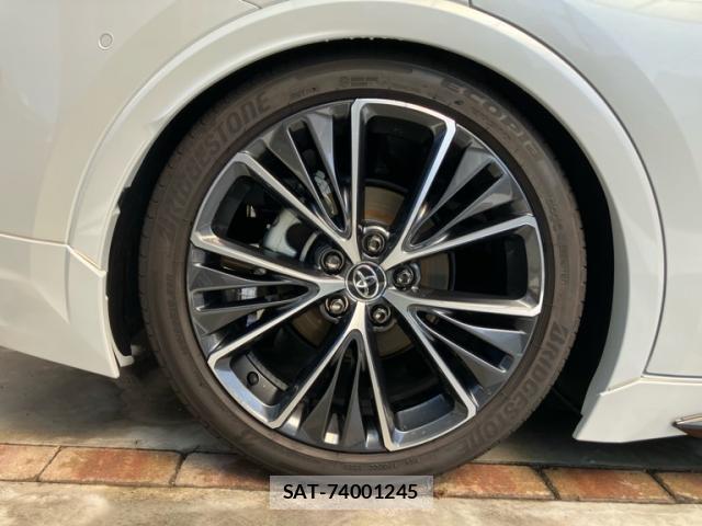 Toyota PRIUS 2023-05 8279690-4