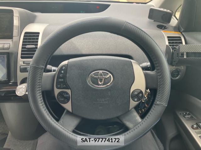 Toyota PRIUS 2008-11 8279700-16