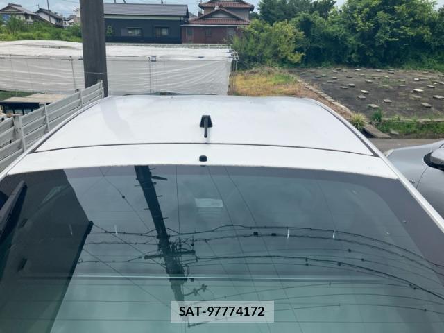 Toyota PRIUS 2008-11 8279700-3