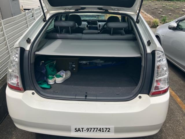 Toyota PRIUS 2008-11 8279700-4