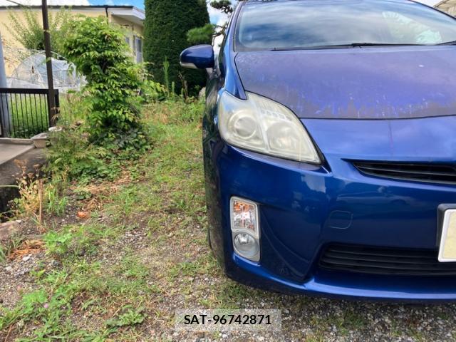 Toyota PRIUS 2010-05 8279738-1