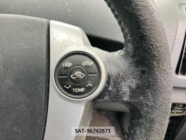 Toyota PRIUS 2010-05 8279738-16