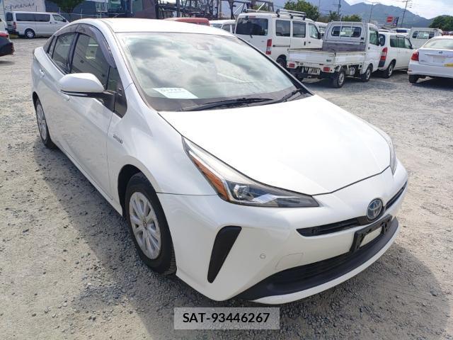 Toyota PRIUS 2019-07 8279927-3