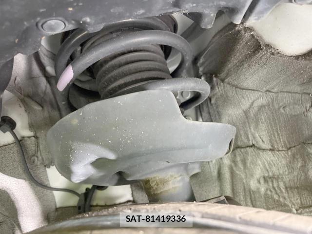 Toyota PRIUS 2021-07 8279983-19