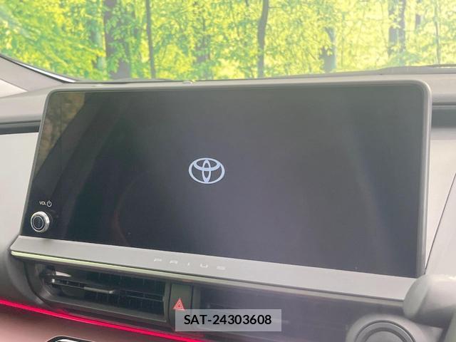Toyota PRIUS 2023-11 8279992-2