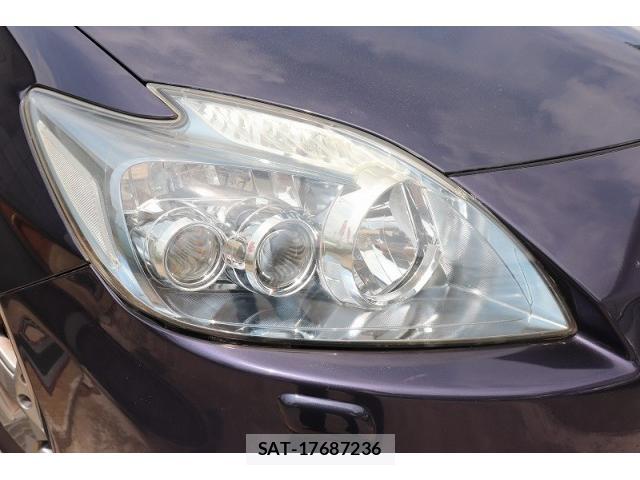 Toyota PRIUS 2012-01 8280022-5