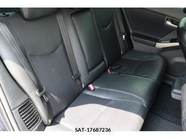 Toyota PRIUS 2012-01 8280022-7