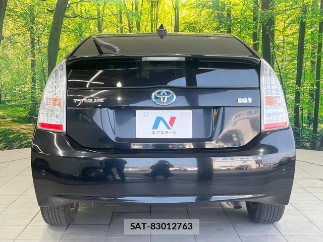 Toyota PRIUS 2011-10 8280038-14