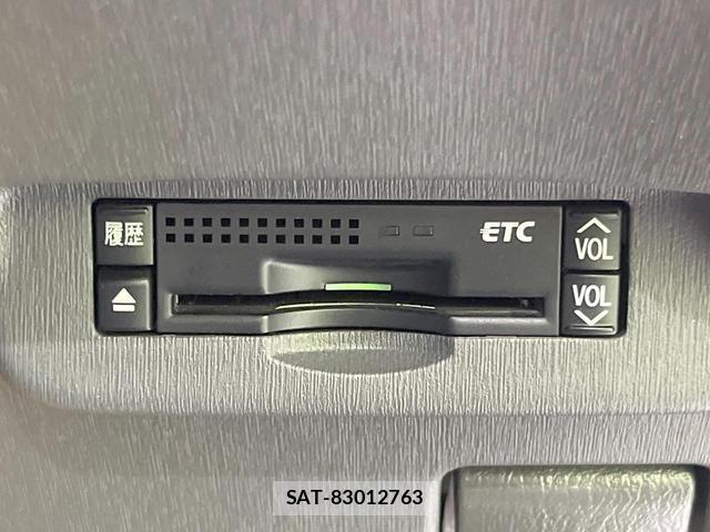 Toyota PRIUS 2011-10 8280038-4