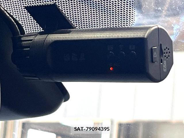 Toyota PRIUS 2019-11 8280250-4