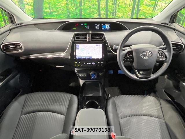 Toyota PRIUS 2019-09 8280302-1