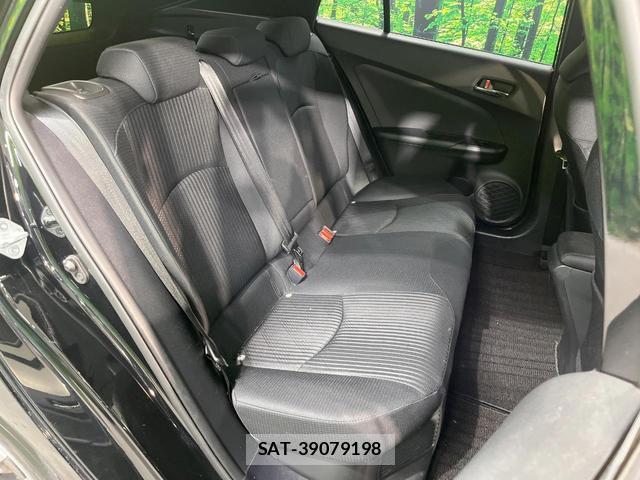 Toyota PRIUS 2019-09 8280302-13