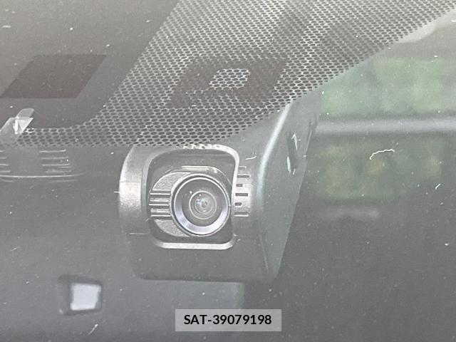 Toyota PRIUS 2019-09 8280302-19