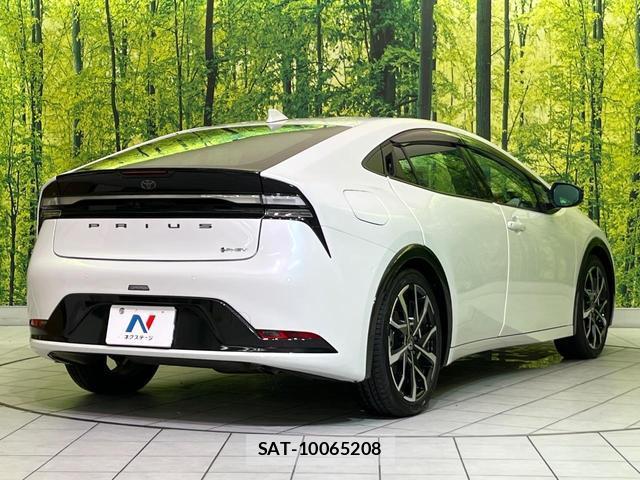 Toyota PRIUS 2024-04 8280487-16